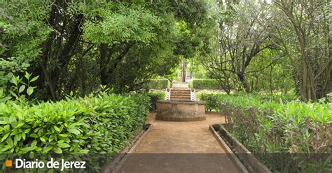  Jardín Botánico de Jerez: En Oas av Grönska och Historisk Skönhet!