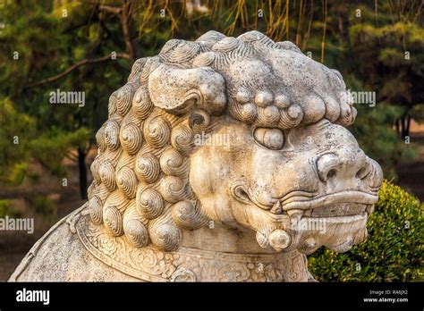 Ming tombs – En mystisk resa genom kinesisk historia och en oas av lugn i staden Hengshui