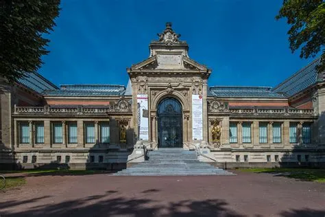  Vill du uppleva en unik kombination av historia och konst? Besök Musée des Beaux-Arts i Valenciennes!